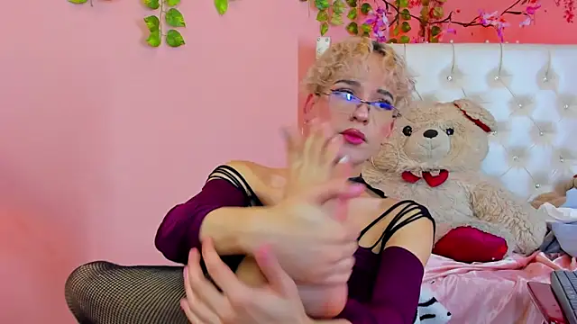 valentinee_xon Webbikameraesitys