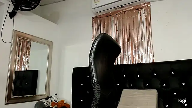 Baby_hornyJM Chat XXX in diretta