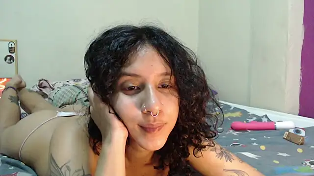 AlinaWoolf_ – Naživo XXX chat