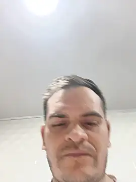 Edwin_Q élő XXX-chatje