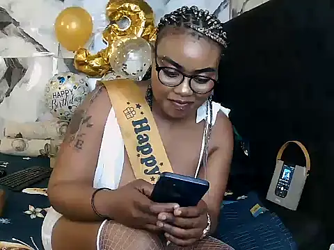 Vexx_Queen95 Chat XXX in diretta
