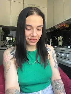 Queen_of_pain Show in webcam