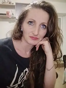 Онлайн чат XXX CrazyMaya39