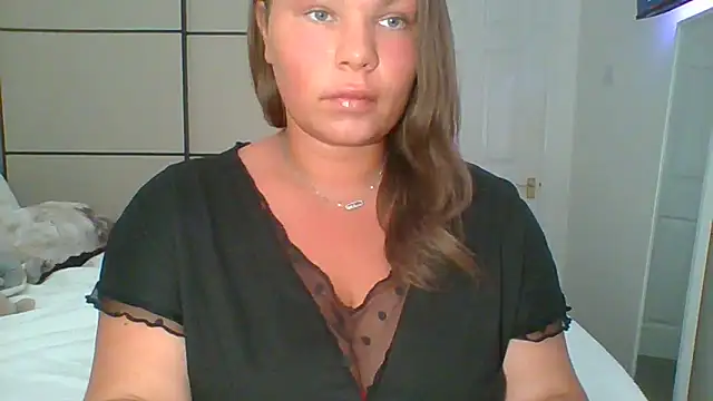 GEMMARMALADE élő XXX-chatje