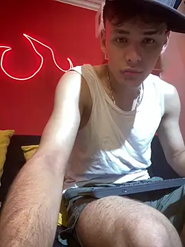 Chat +18 de LoganSteel_ ao vivo