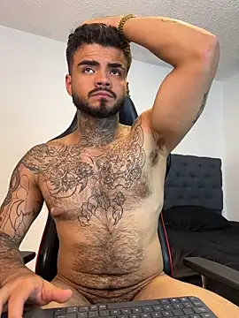Benjii_Carter1 Adlı Modelin Canlı XXX Sohbeti