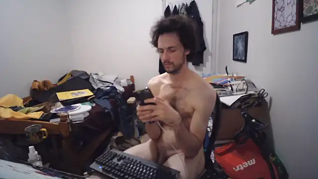 JohnnyMoves live XXX chat