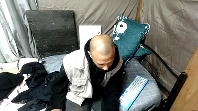 XXX chat uživo modela Camodick