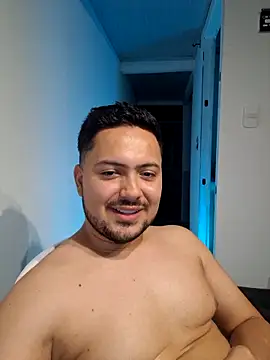 ORTIZ96hot live XXX chat