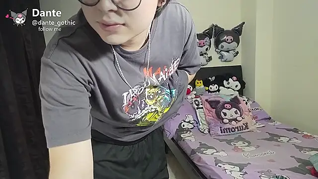 kuromi_boyn Webbikameraesitys