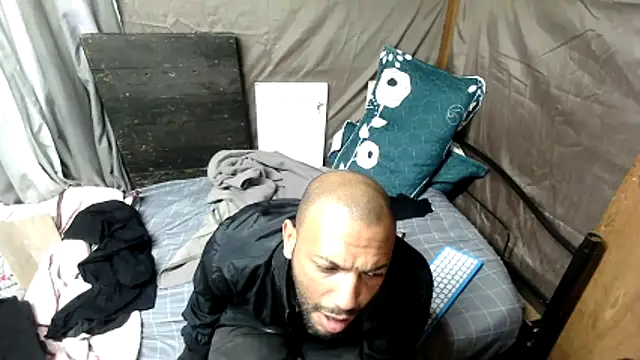 Онлайн чат XXX Camodick