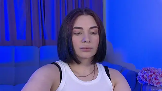 AdrianaToress: онлайн-секс-чат