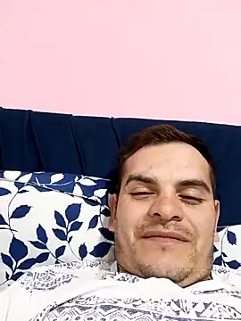 XXX chat uživo modela Edwin_Q