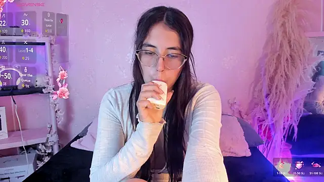 Valk_submissive Adlı Modelin Canlı XXX Sohbeti