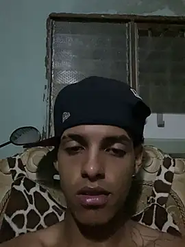 Aleexxx_2005: вебкам-шоу