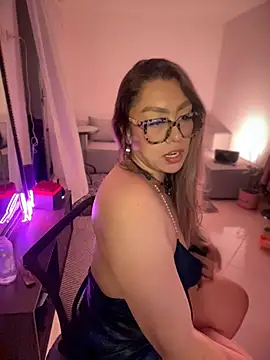 Chat +18 de Im_sophiie ao vivo