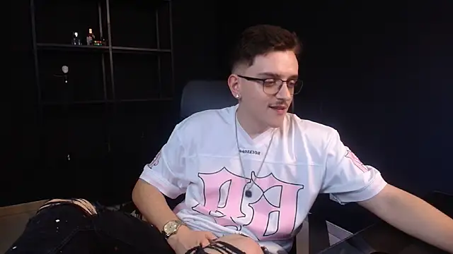 FelixStarkk 现场XXX聊天