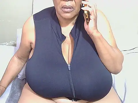 DairyQueen2 Live XXX-Chat