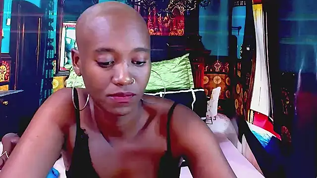 EbonyOlive69's Live XXX Chat