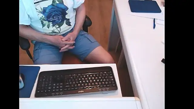 dutchpornking live XXX chat