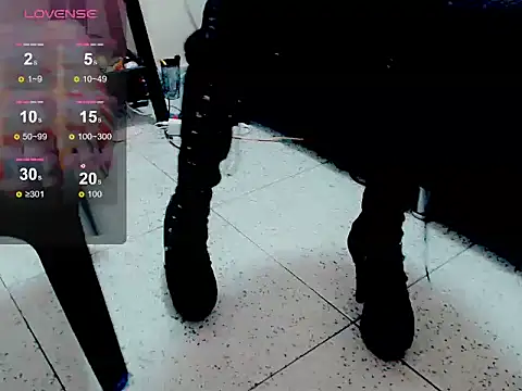 kimkardasha98 网络视讯表演