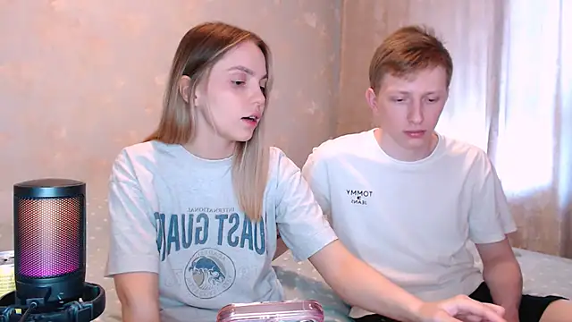 juliaanddima: онлайн-секс-чат