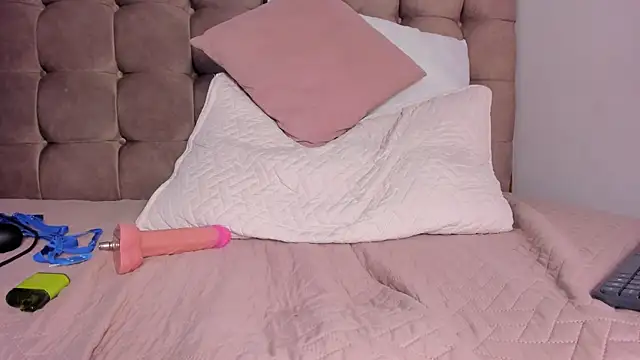 دردشة aleja_cute_ الجنسية المباشرة