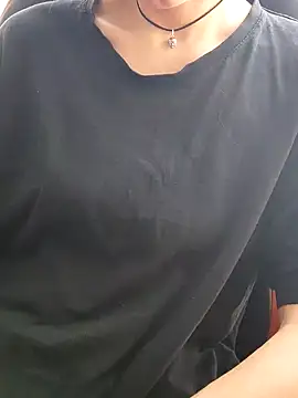 Chat +18 de Aashikalaa ao vivo