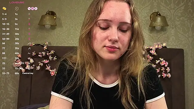 VanessaLightDiamond's Live XXX Chat