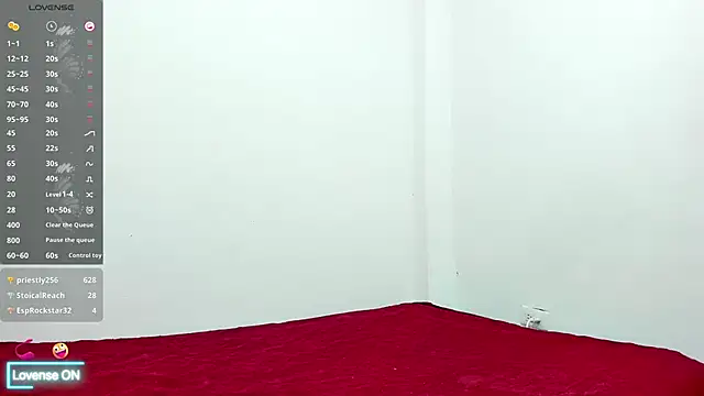 DianaVoggel Show in webcam
