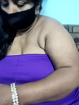 Chat XXX en directo de Honey_rose_