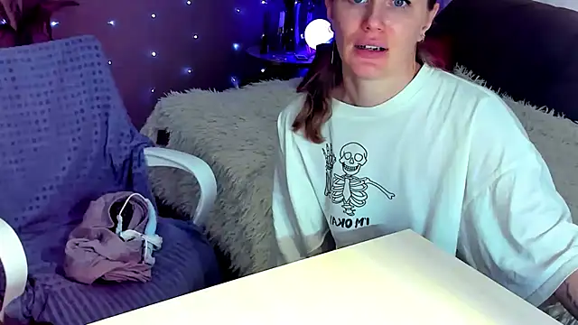 JinnaGreat's Live XXX Chat