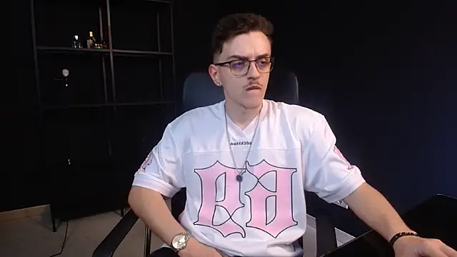 FelixStarkk 现场XXX聊天
