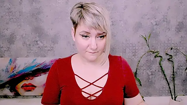 Djullia Chat XXX in diretta
