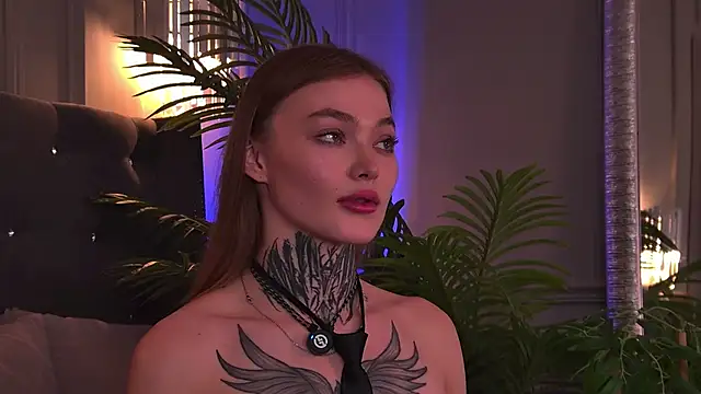 Онлайн чат XXX AriWild