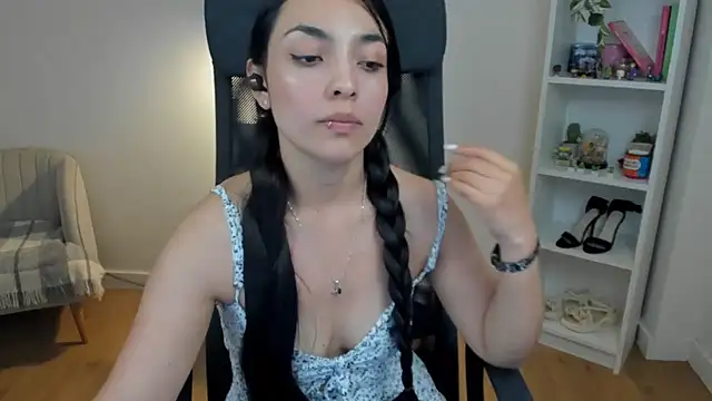 _BellaEvans_ XXX чат на живо