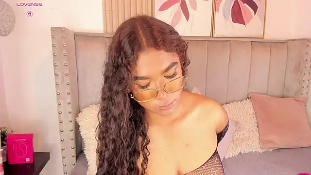 Seshat_Hitt Chat XXX in diretta