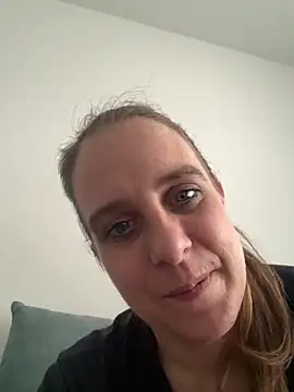 Chantalee Chat XXX in diretta