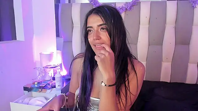 Živý XXX chat IsaDiiaz