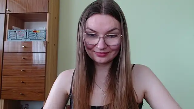 XXX chat uživo modela LooveELLYx