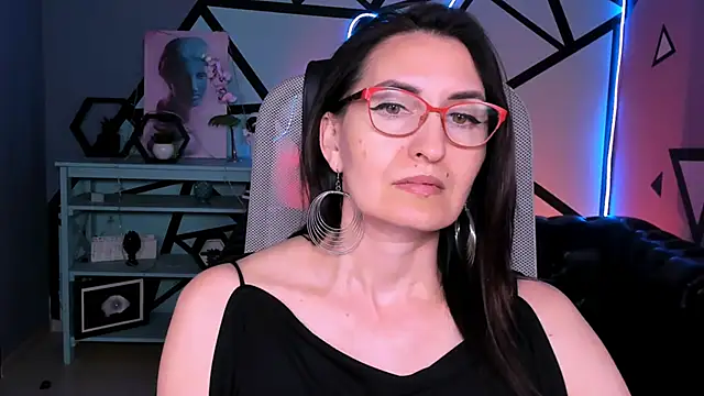 UnaTerra live XXX chat
