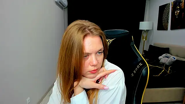 XXX chat uživo modela Strawberrye