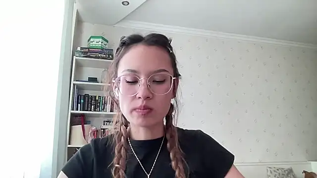 JoyceMonroe_1's Live XXX Chat