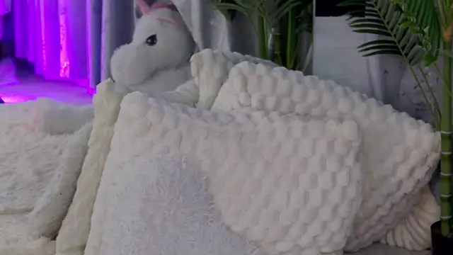 IsabelleEthan Chat XXX live