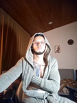 sebastian_horny 现场XXX聊天