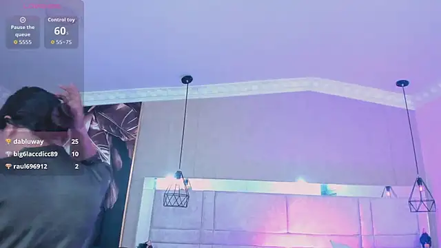 Živý XXX chat kimCosseyy