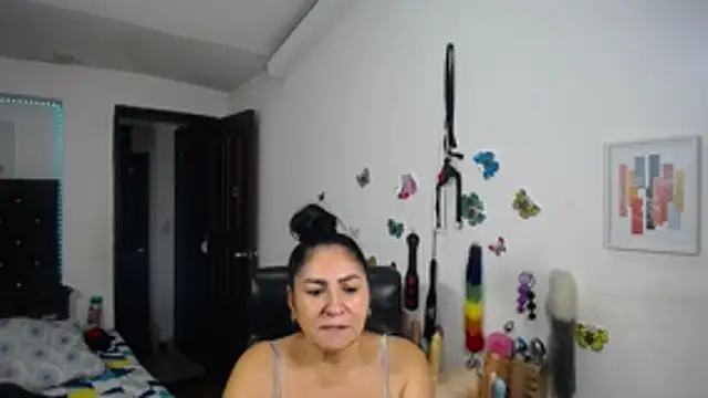 mature_bigboobs10's Live XXX Chat