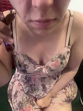 lololara20300 Live XXX Chat