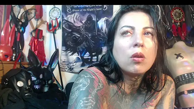 Chat +18 de Astartexxx ao vivo