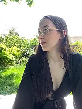 FlexibleDoll_ Live XXX Chat